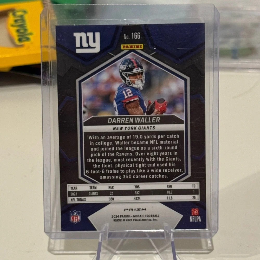 2024 Darren Waller Panini Mosaic Silver Prizm. New York Giants. - Picture 2 of 2